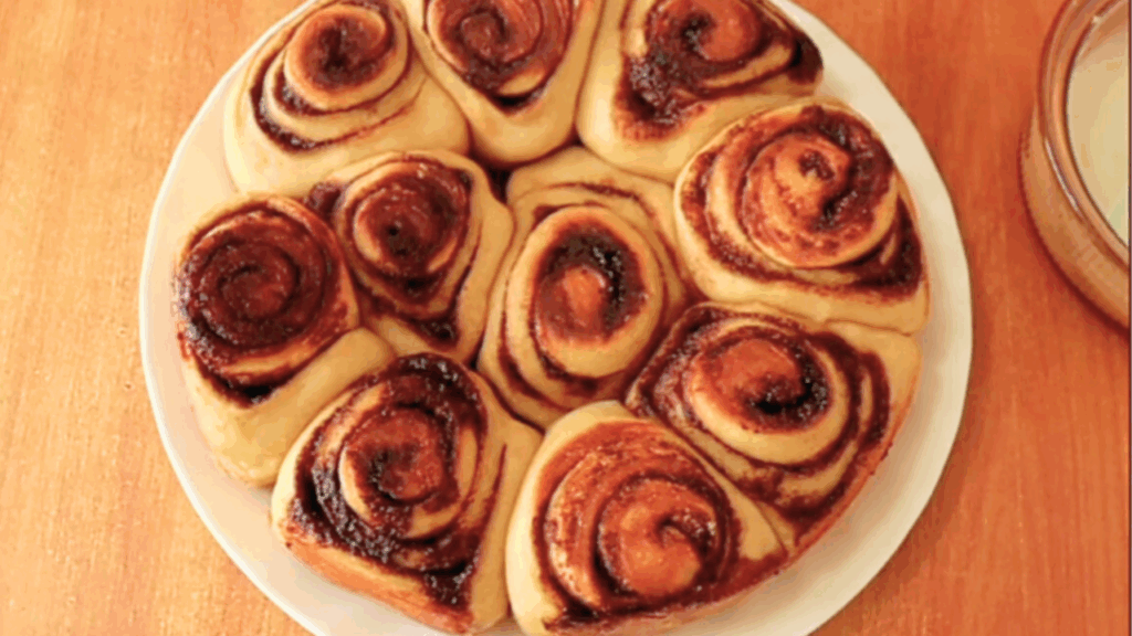 Browned Stovetop Sourdough Cinnamon Rolls